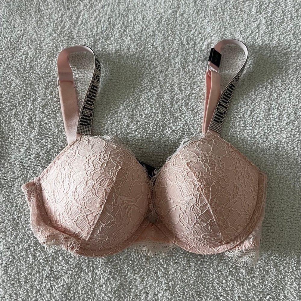 Victoria’s Secret shine strap push up bra 34C